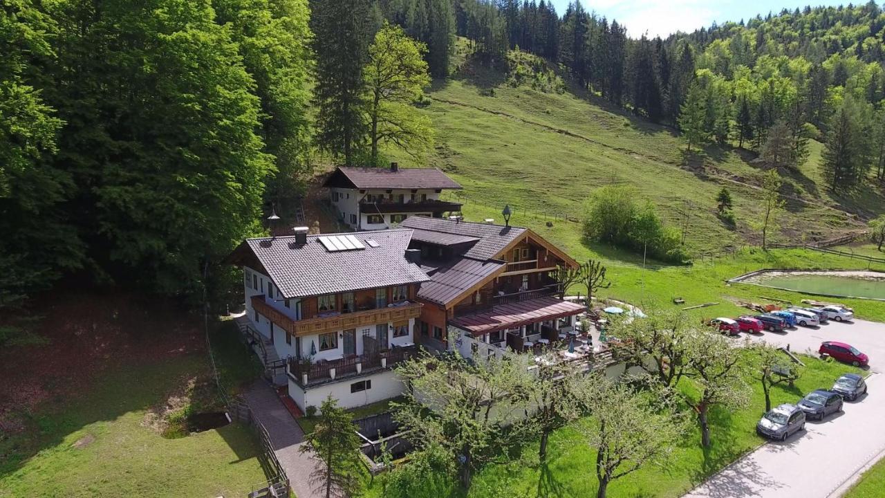 Gasthaus - Pension - Cafe Doerfl Kiefersfelden Exterior photo
